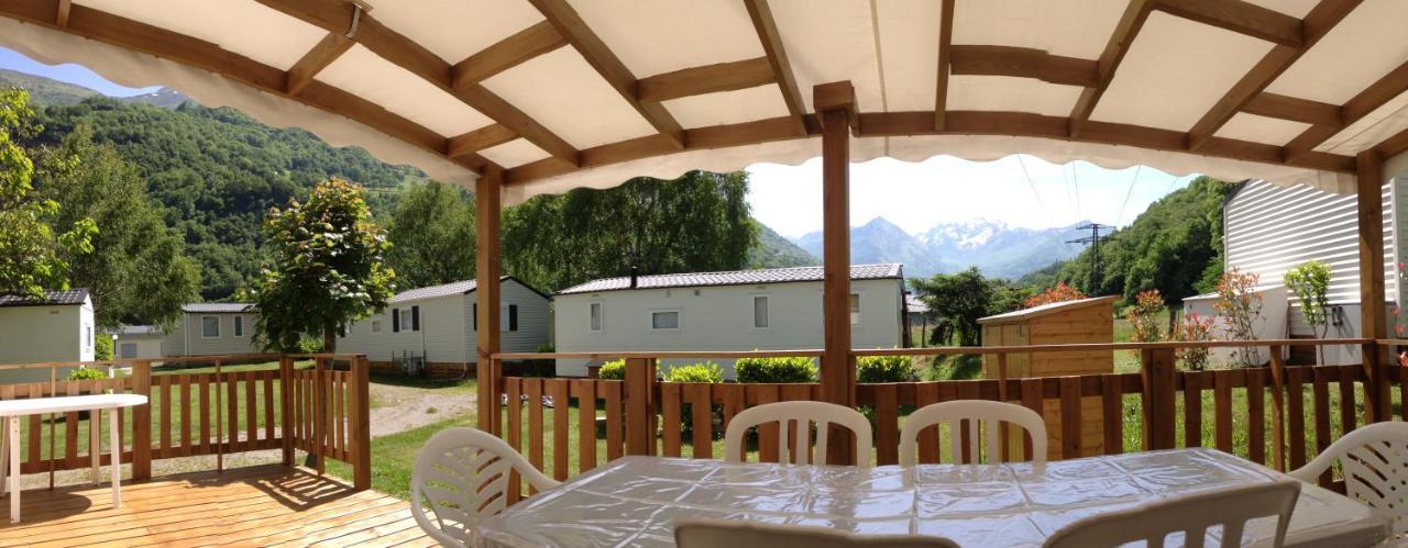 Camping Happy Pyrenees Saligos 外观 照片